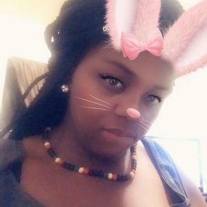 Meet your Posher, Latasha